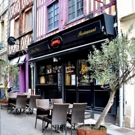 L Hibiscus 1 Apartment